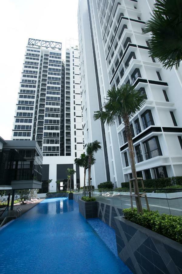 Econest Apartment By The One - Educity Nusajaya Nusajaya  Esterno foto