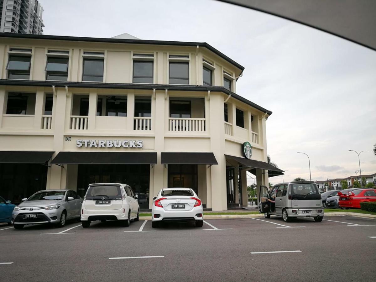 Econest Apartment By The One - Educity Nusajaya Nusajaya  Esterno foto